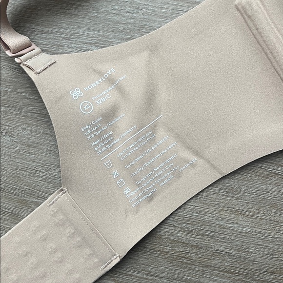 Two Honeylove CrossOver Bras - Picture 6 of 10